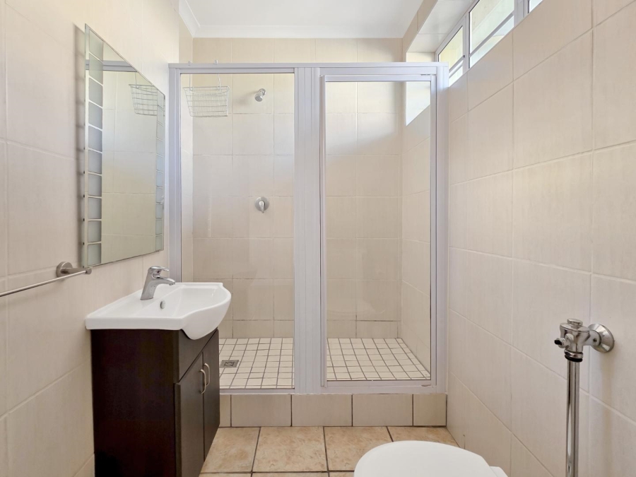 3 Bedroom Property for Sale in Zonnebloem Western Cape